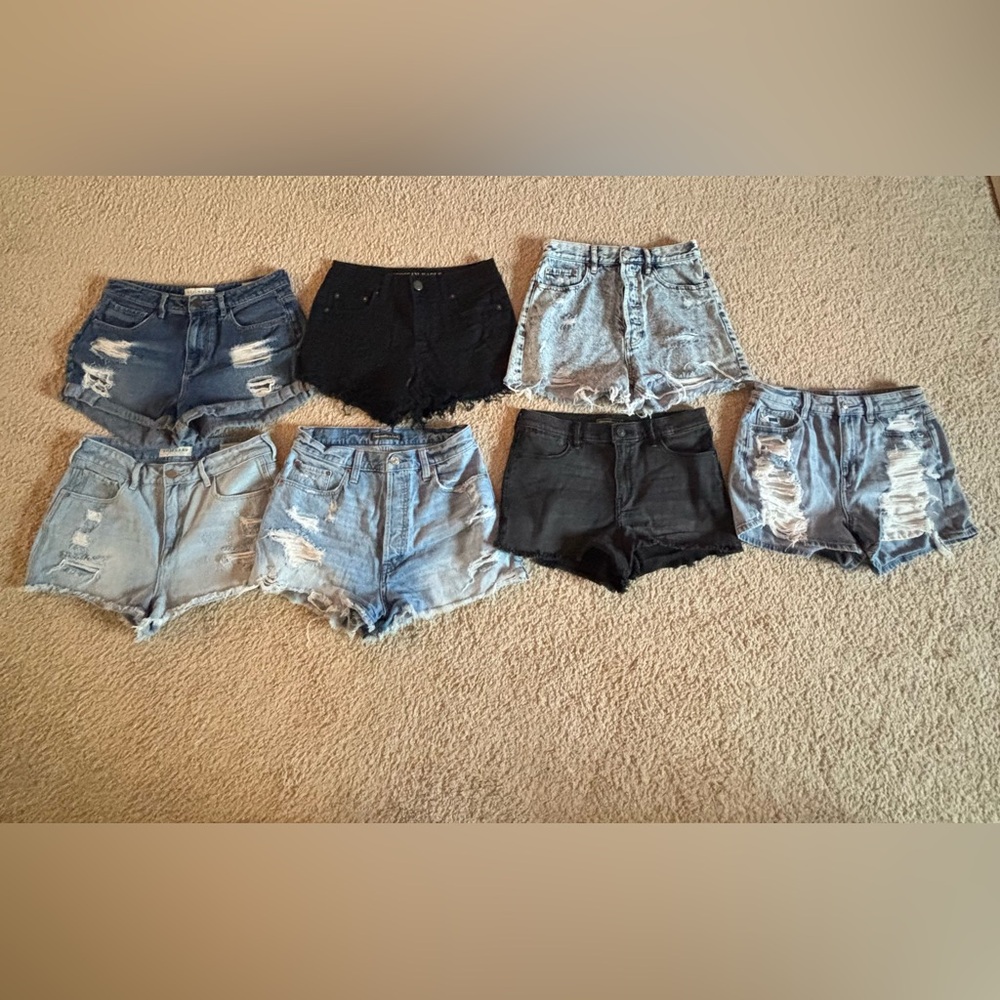 Women’s Name-Brand Denim Shorts Lot